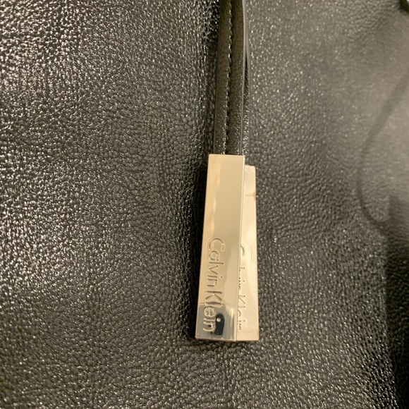 Excellent condition Calvin Klein shoulder bag - Picture 6 of 9